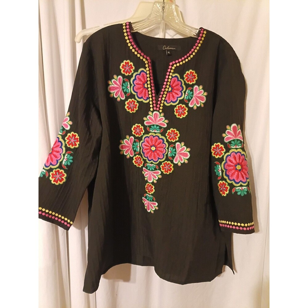 Caleesa 3X Boho Artsy Embroidered Tunic 3/4 Sleeve Black Beach Vacation Cruise